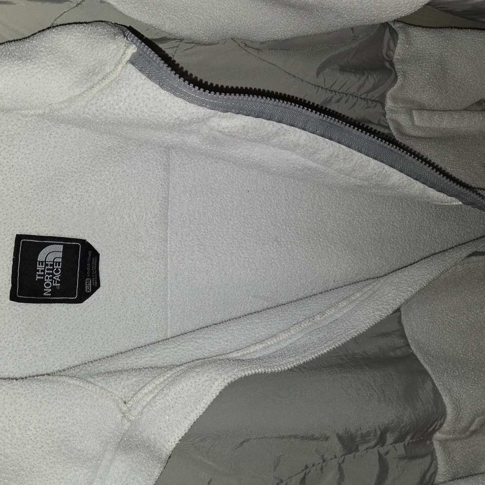 The North Face White Fleece Jacket - Picture 3 of 5